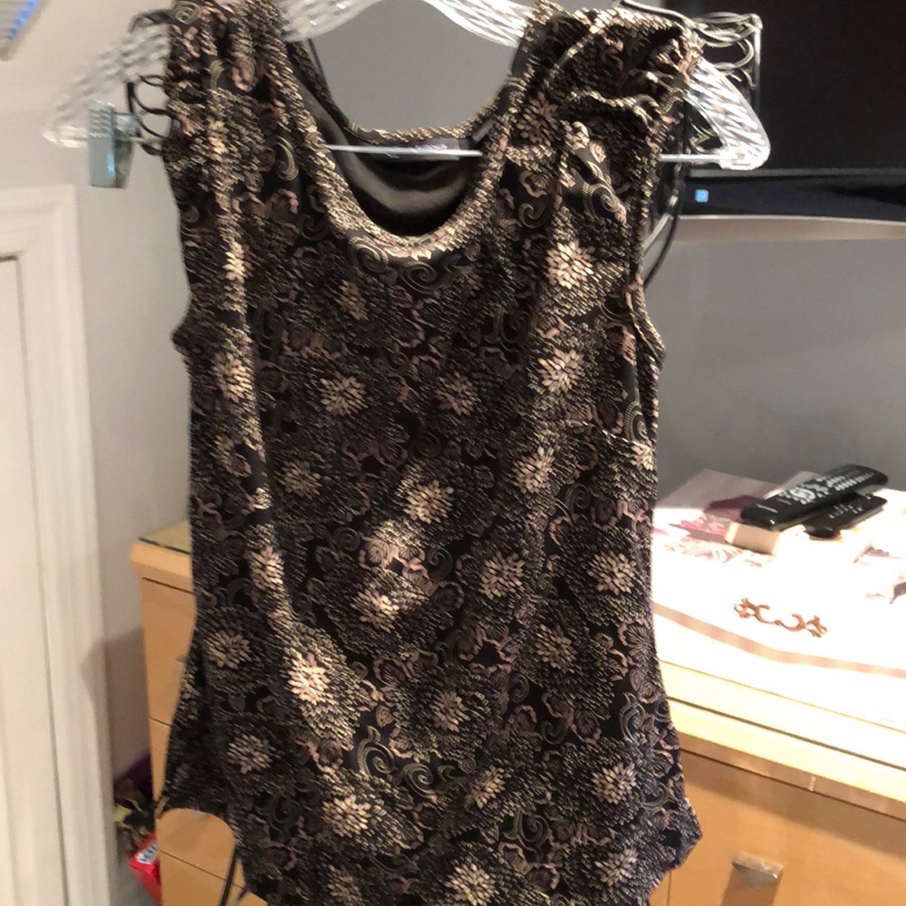 Women’s top